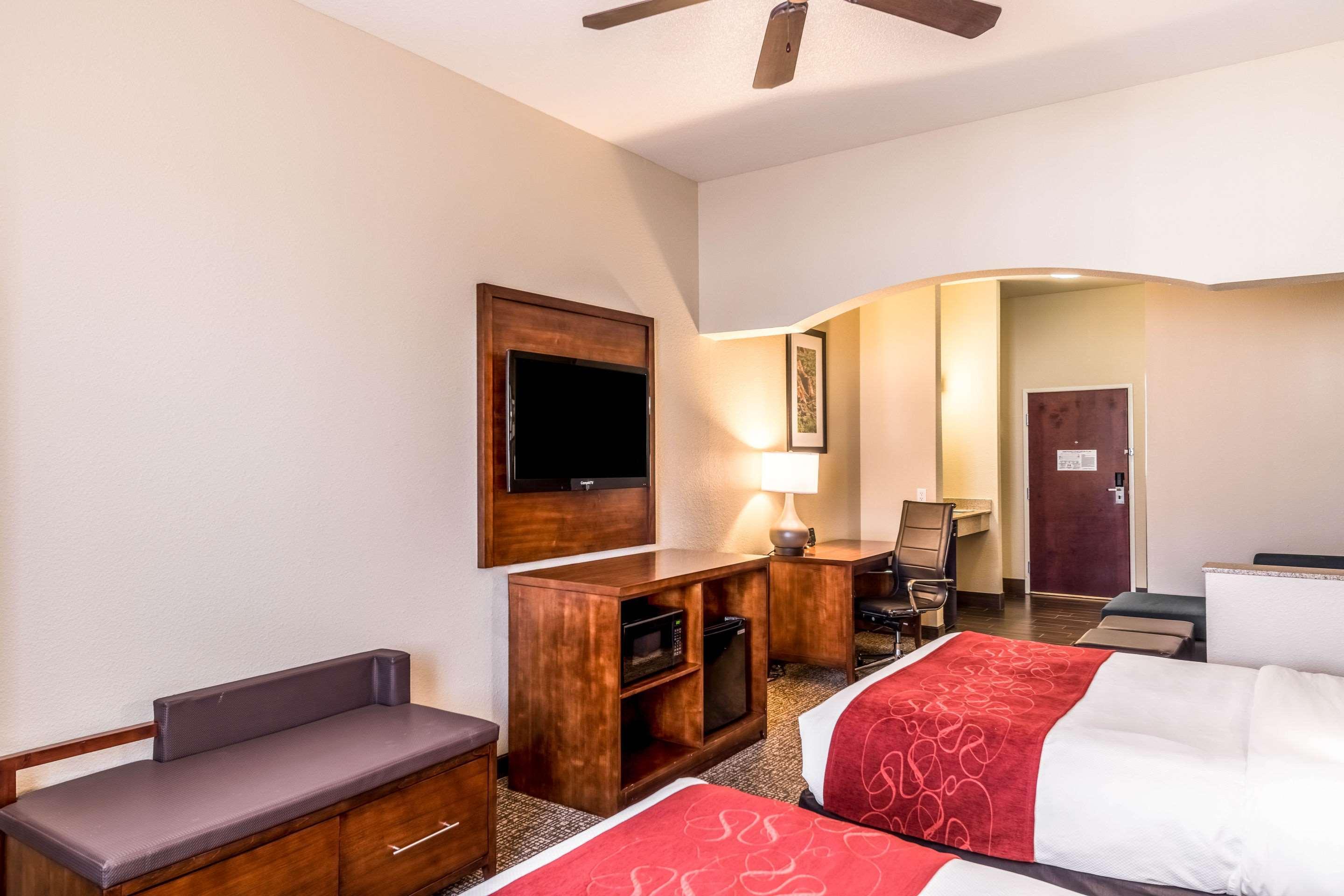 Comfort Suites South Amarillo Exteriör bild